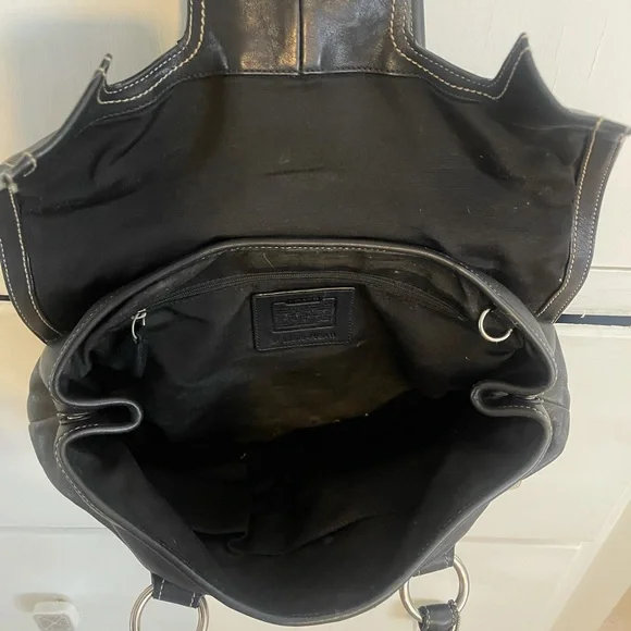 Coach Shoulder Bag - Picture 5 of 5